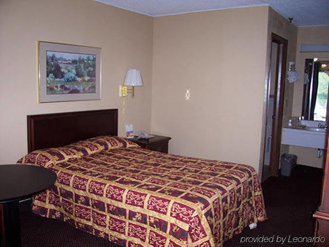 Scottish Inn Knoxville Rum bild